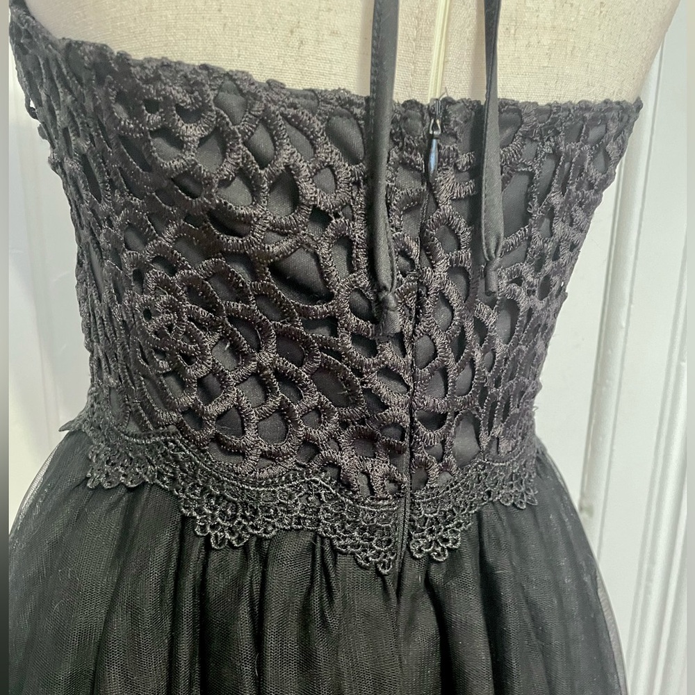 Boutique Halter-Style Black Dress LBD Prom Holiday Cocktail